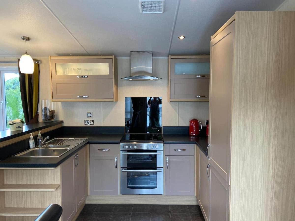 New Forest Retreat Shorefield Country Park Lymington Esterno foto